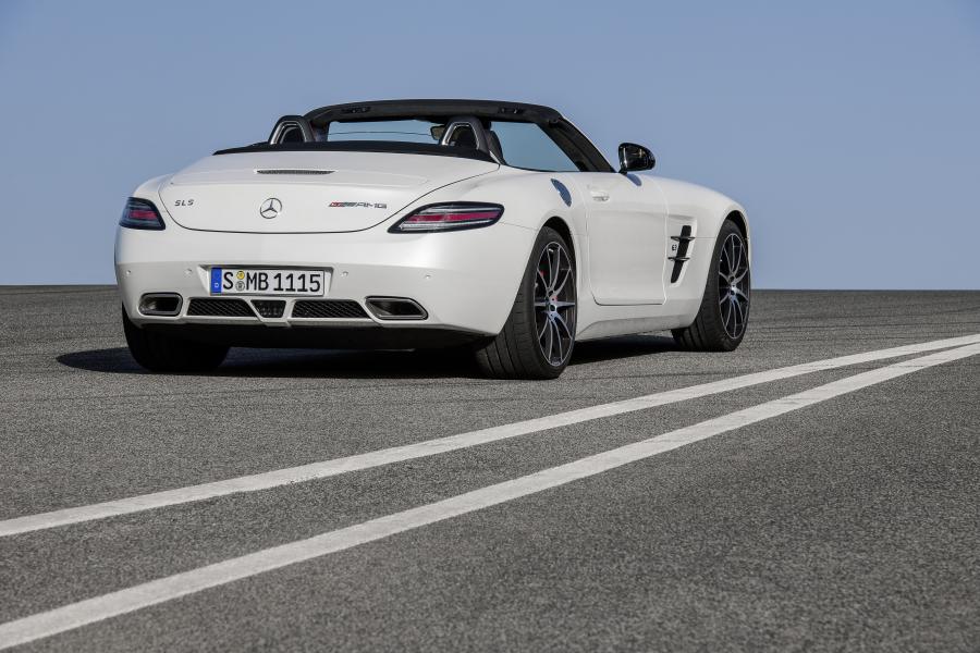  Mercedes-Benz SLS AMG GT Roadster 2012 года  (фото 22 из 47)